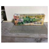 Athearn John Deere N Scale Train Set, NIB,