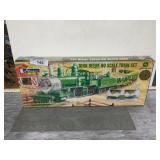 Athearn John Deere HO Scale Train Set, NIB,