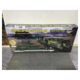Athearn John Deere HO Scale Train Set, NIB