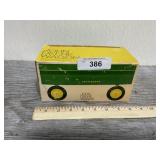 fVintage John Deere wagon
