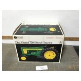 Ertl JD model 720 diesel , Precision Classics #10