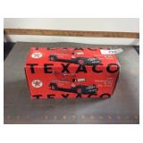1st Gear Texaco 1957 Intl R-200 tow truck, 1/34