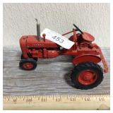 Ertl McCormick Farmall model B w/U-shaped drawbar