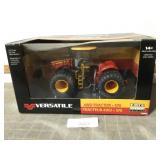 Ertl Versatile 570 4WD tractor, 1/32.,