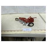 Tru-Scale 4-bottom plow