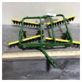 John Deere folding disk