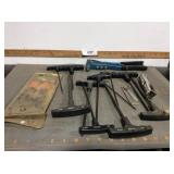 Vaco T-handle and flathead screwdrivers