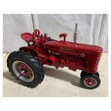 Freiheit IH McCormick Farmall Super M