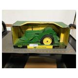 Ertl JD 60 tractor w/picker sheller, 1/16