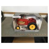 Ertl Massey-Harris 555 Vintage Tractors, 1/16