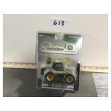 John Deere Premiere model 9320, 1/64