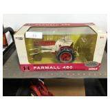 Ertl McCormick Farmall 460 w/blade & windbreaker,