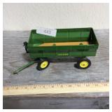 John Deere flare box wagon w/extensions