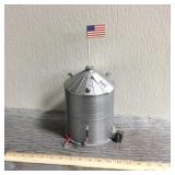 Grain bin w/flag on top