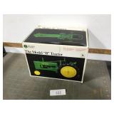 Ertl JD model 'B' Precision Classics #12, 1/16