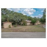 3290 River Oaks New Braunfels TX House & 5 Acres