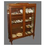 Curio cabinet