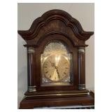 Mantel clock