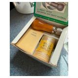 Speedy stitcher sewing AWL kit