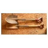 Shovels short handle