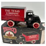 TEXACO 1925 Mack Bulldog Lubricant Truck