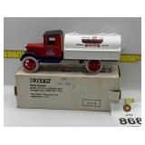 ERTL 1931 Hawkeye tanker Die Cast Bank