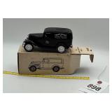 ERTL 1932 Panel Delivery Die Cast Bank
