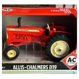 Allis Chambers D19 toy tractor