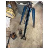 Vintage car jack and 2 bottle jacks