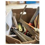 Miscellaneous box, hammer, Square...