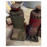 4 Bottle jacks