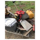 Pallet lot with Halloween decor