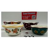 Pioneer woman measuring cups