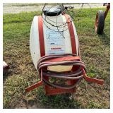 3pt Sprayer with Pump tank has crack