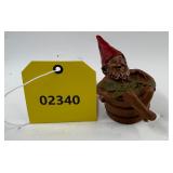 Tom Clark Buzzy gnome figurine,