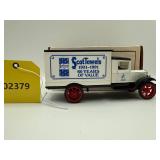 SCOTTOWELS diecast coin bank with key