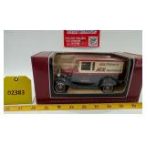 Ertl Ace Hardware 1927 Graham Delivery Truck