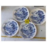 Wedgwood Countryside dinner plates