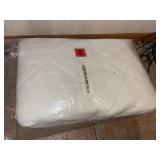 New Queen Heavy Grade Mattress Cover