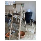 5' Wood Step Ladder