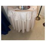 Round Dummy Table & Lace Table Covering