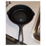 Fine Griswold Cast Iron Skillet (# 5)