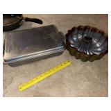 Cake Pan + 2 Bundt Cake Pans