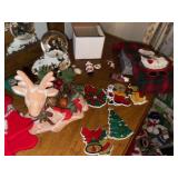 Pottery Reindeer & Decor in Grp