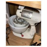 Hamilton Beach Counter top Mixer + 3 Sm Appliances