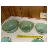 Vintage Jadeite Nesting Mixing Bowl Set (Pc)