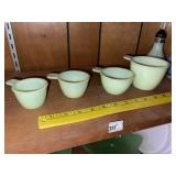 Vintage Jadeite Measure Cup Set