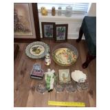 Decorator Plates ~ Pictures & Misc Decor