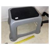 Rubbermaid Step Stool