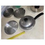 Stainless Sauce Pan + 3 Baking Pans